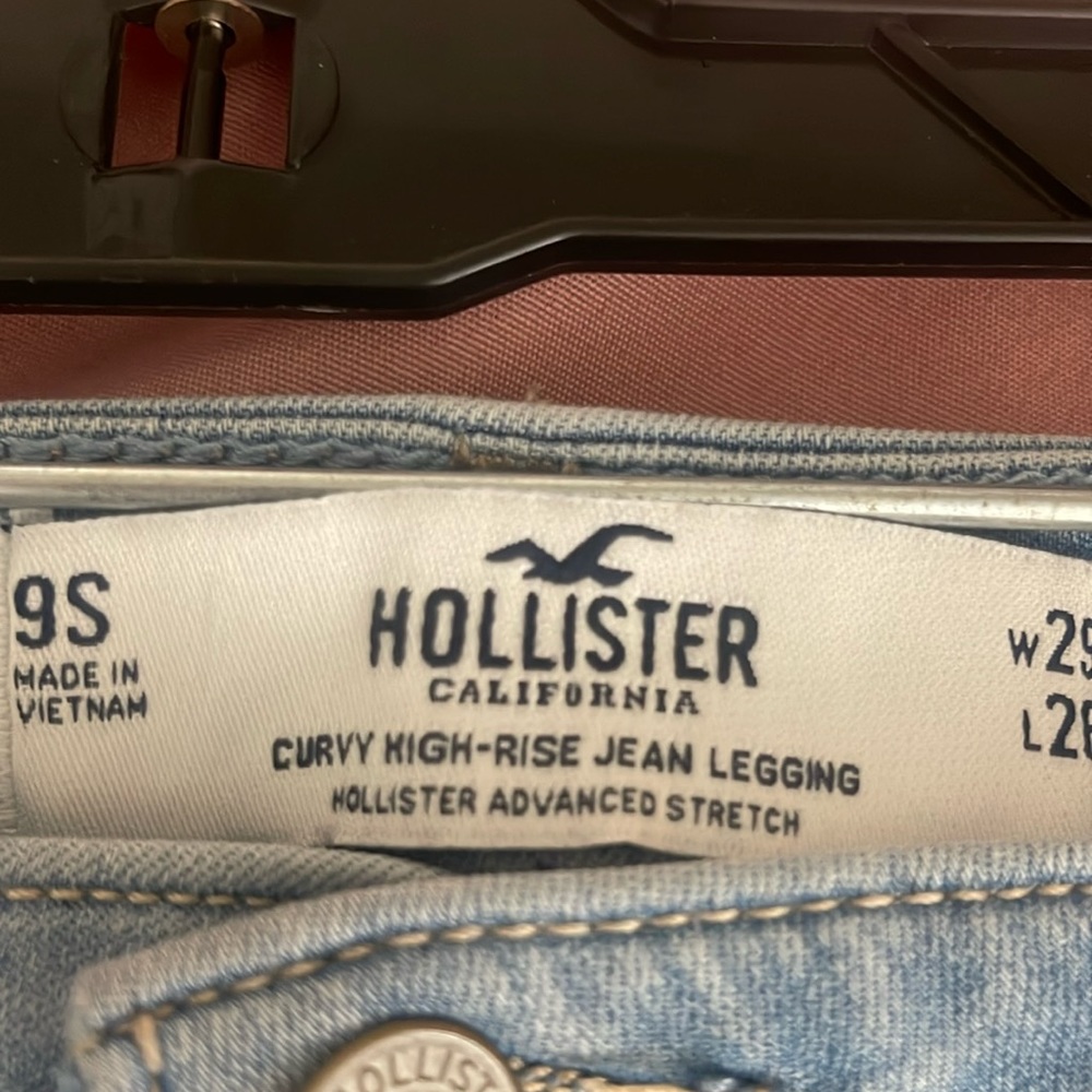 Hollister jeans